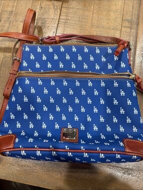 Dooney & Bourke crossbody bag